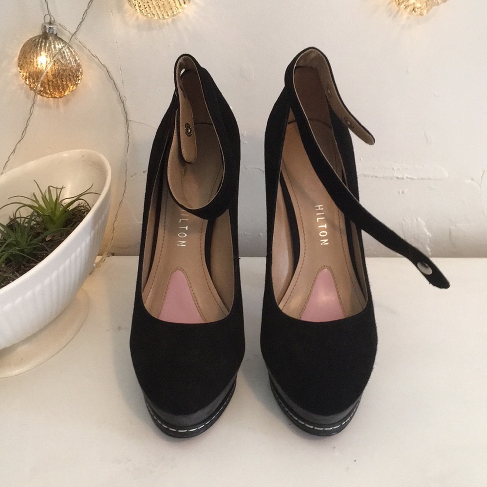 Paris Hilton Suede Color Block Heels 8.5